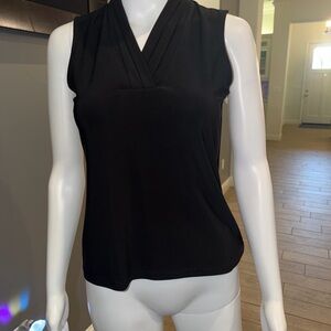 Women’s Black Sleeveless V-Neck Top